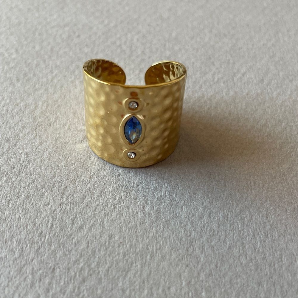 Gold Ring with Blue Stone N1275